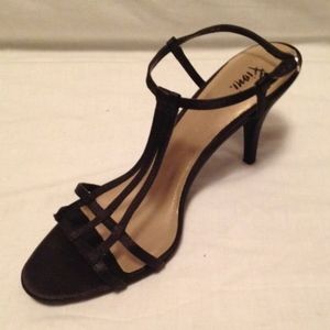 FIONI Black strappy sexy satin sandals, 3.5” stiletto heel. Sz 8 New w/Tags box